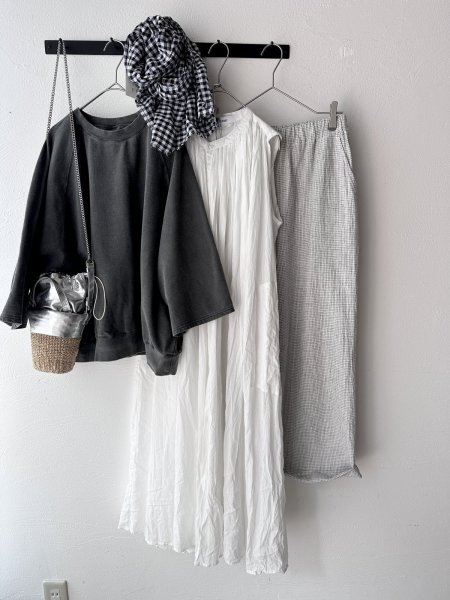 画像1: Veritecoeur スリーブレスギャザーブラウス  ( long ) (1)