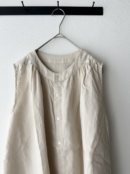 画像3: NATURAL LAUNDRY 40リネン ギャザーノースリ【クリックポスト（185円）発送可能】 (3)