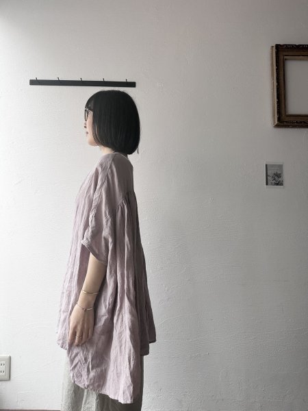 画像5: 【5月末までのご予約でポイント２倍】（予約 / ６月末入荷）　Luminaes 手染めリネン 後ろギャザープルオーバー (5)