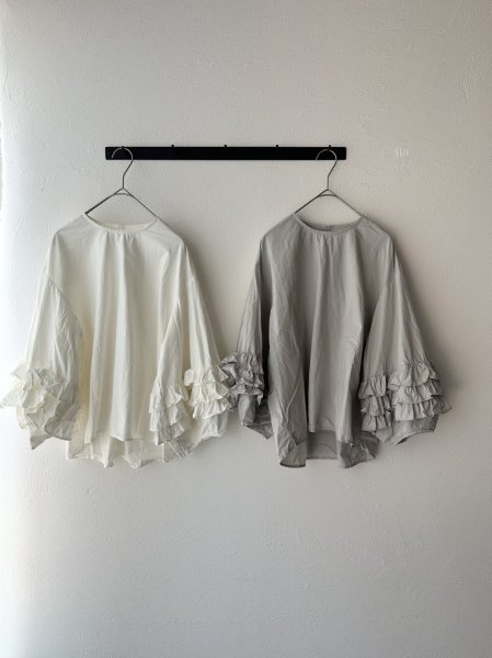 画像1: Gauze# FRILL SLEEVE BLOUSE (1)